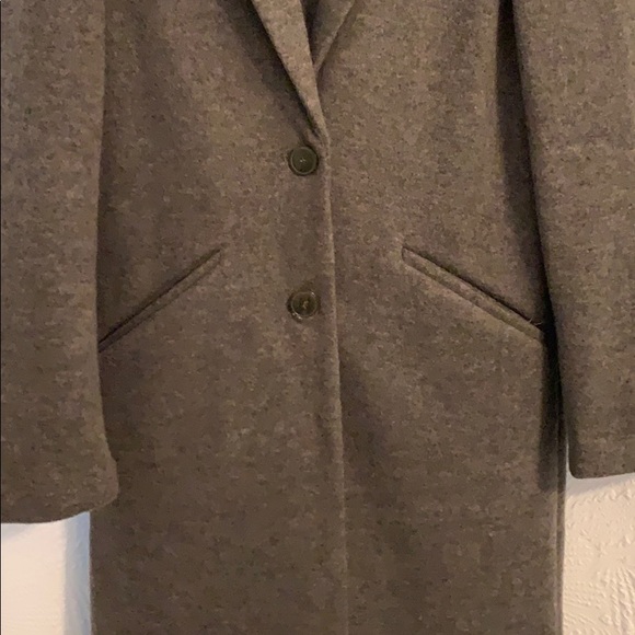 Like new! Jacket - Picture 2 of 6